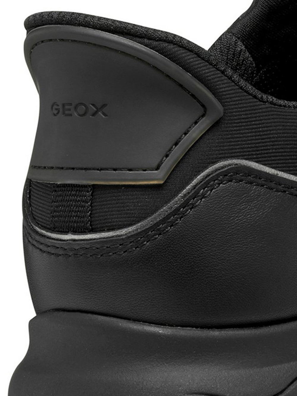 GEOX Sneakers Spherica Donna - Nero modello D567MB 85