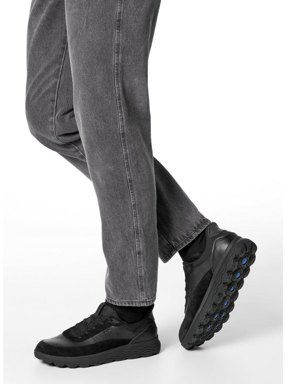 GEOX Sneakers Uomo - Nero modello U56MPA 8522