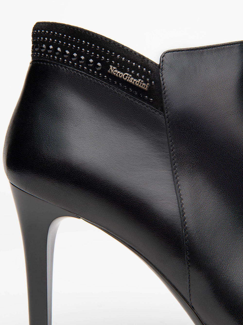 NERO GIARDINI Stivaletti con plateau Donna - Nero modello I013461DE
