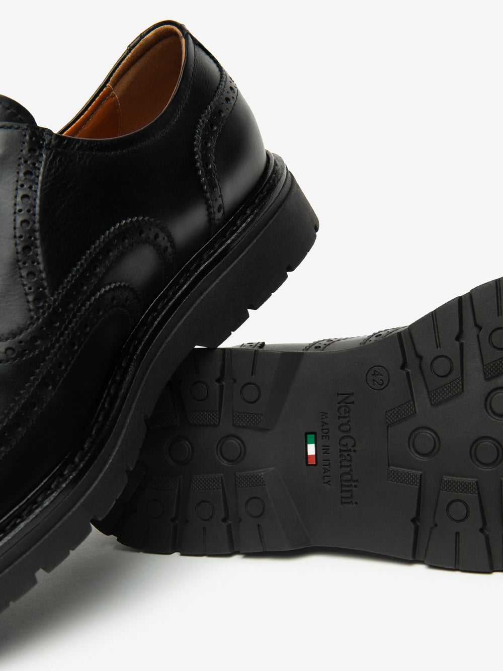 NERO GIARDINI Scarpe Stringate duilio Uomo - Nero modello I500820U