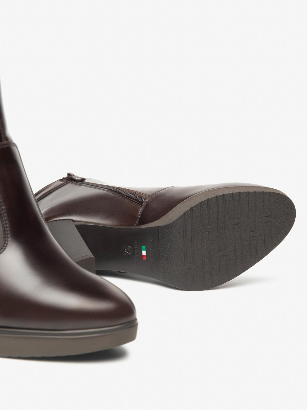 NERO GIARDINI Stivaletti con tacco Donna - Testa di moro modello I513811D