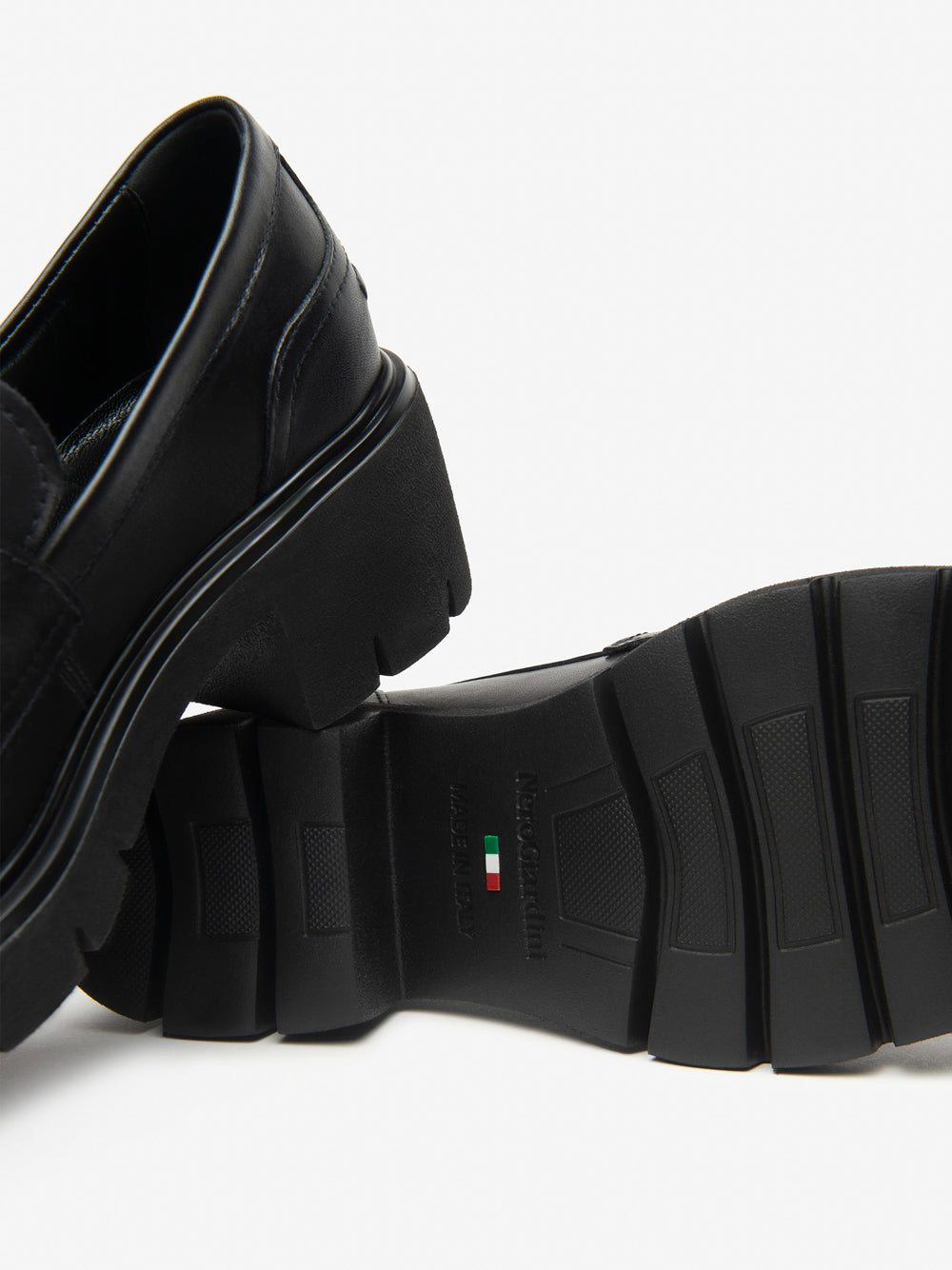 NERO GIARDINI Mocassini con tacco Donna - Nero modello I513980D