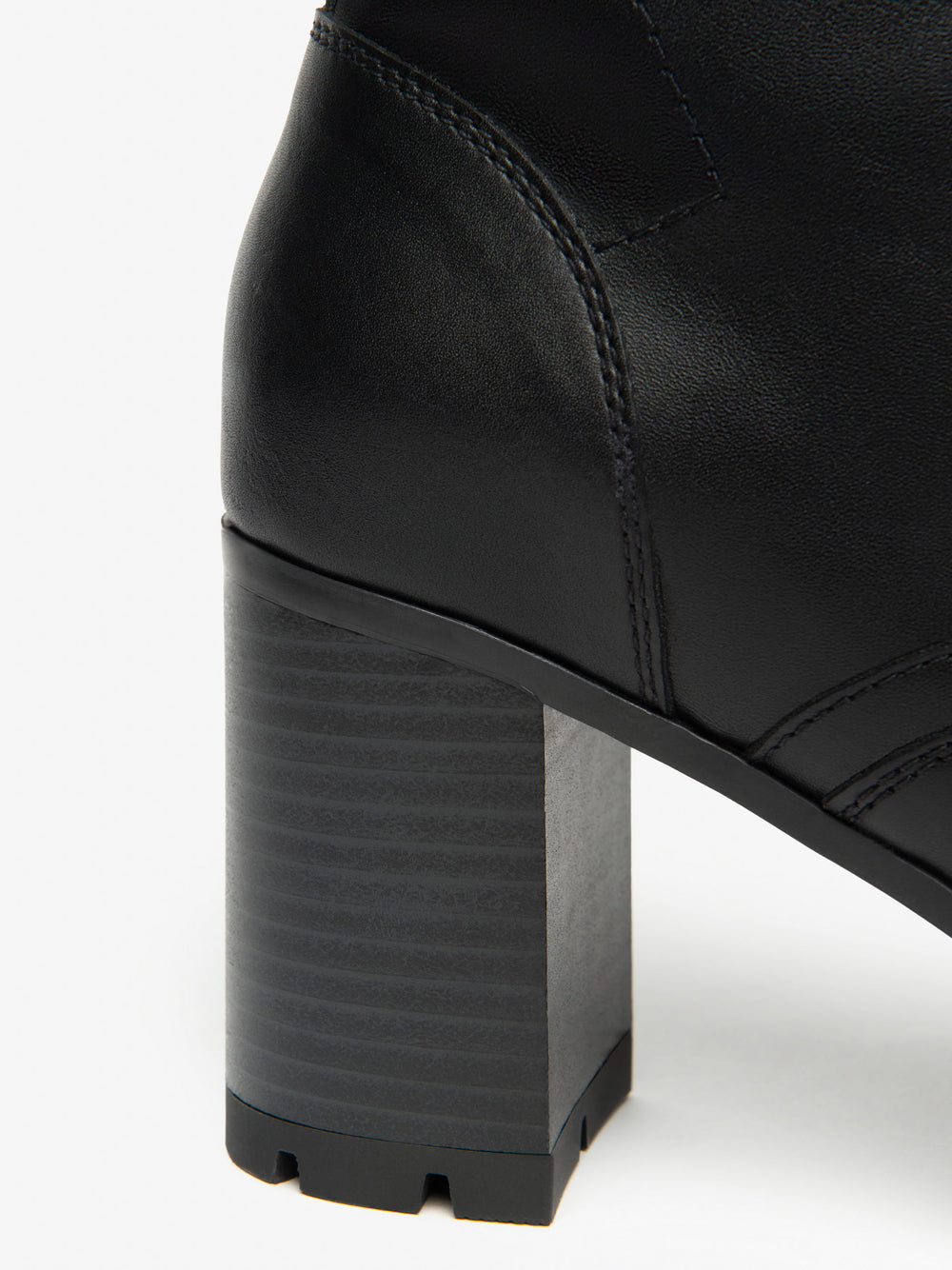 NERO GIARDINI Stivaletti con tacco Donna - Nero modello I514850D