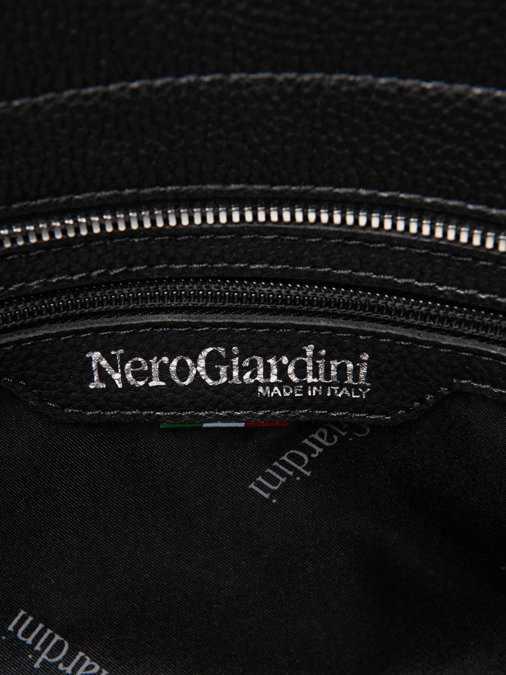 NERO GIARDINI Borsa Shopping logato Donna - Nero modello I544060D