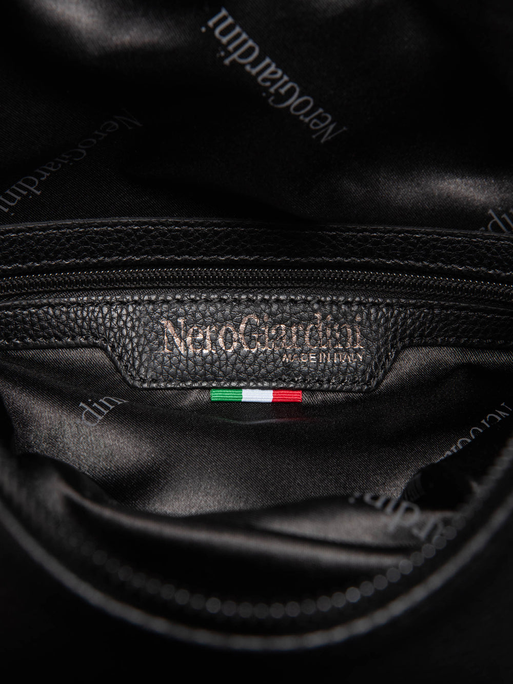 NERO GIARDINI Borsa a Zainetto Uomo - Nero modello I544101U