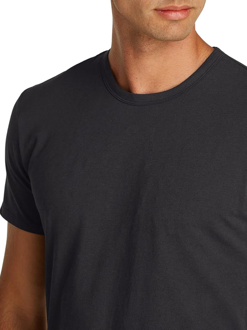 CALVIN KLEIN T-shirt Uomo - Nero modello LV00NB4185
