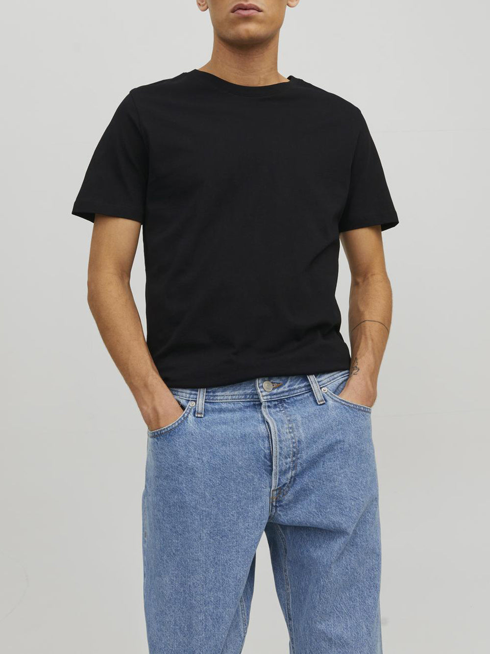 JACK&JONES T-shirt Uomo - Nero modello 12156101