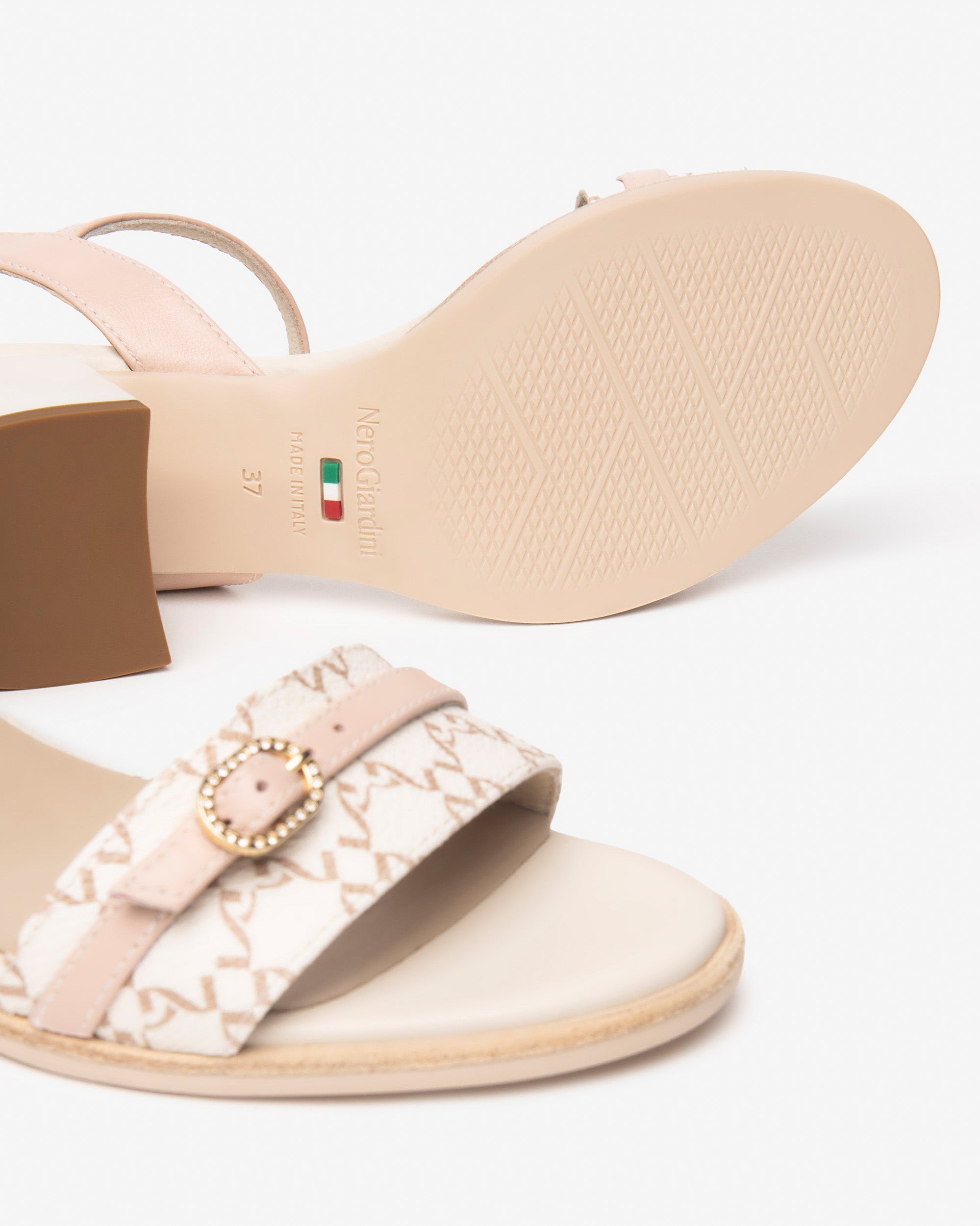 NERO GIARDINI Sandali con tacco Donna - Beige modello E410430D