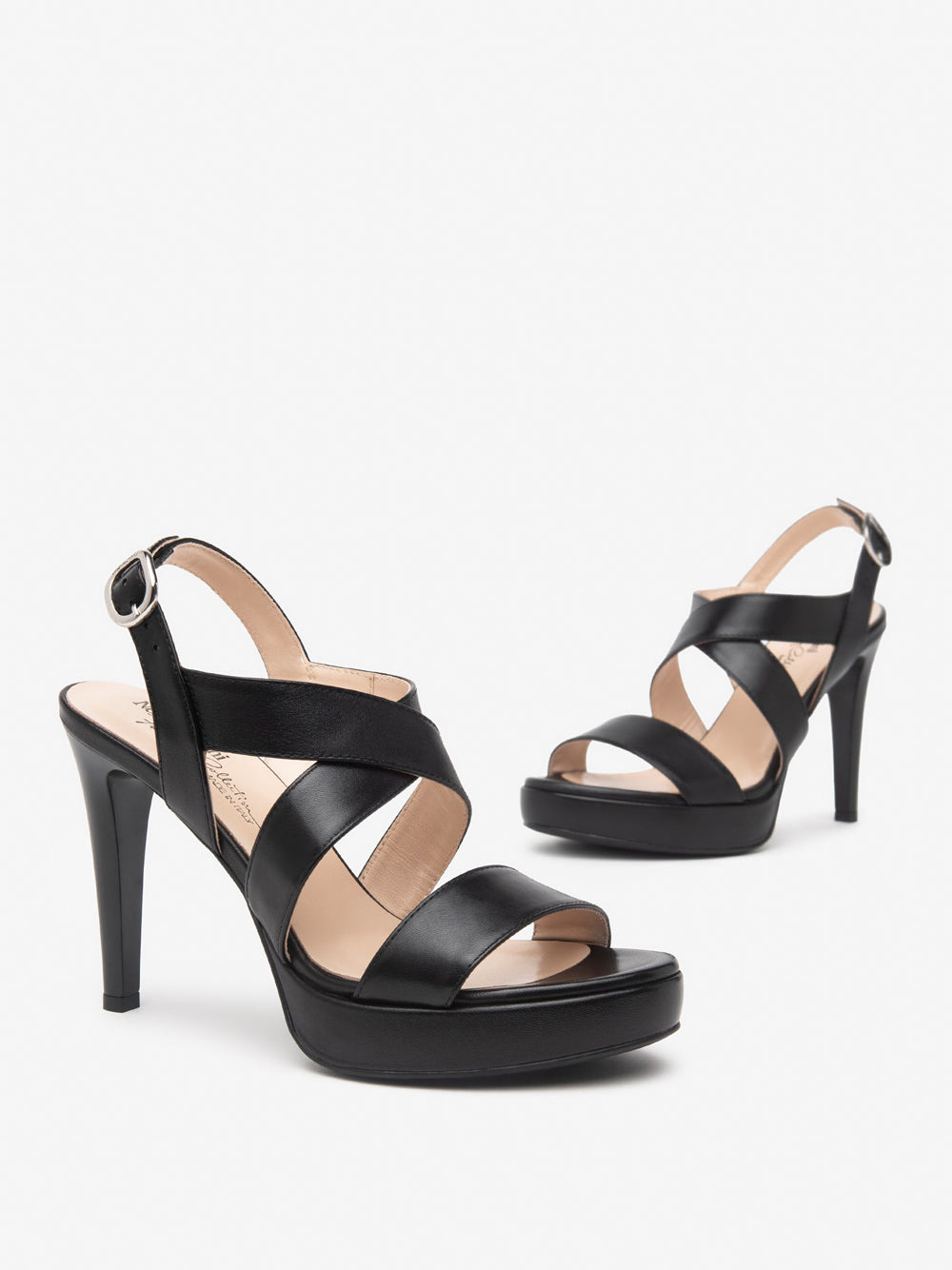 NERO GIARDINI Sandali con plateau Donna - Nero modello E513161DE