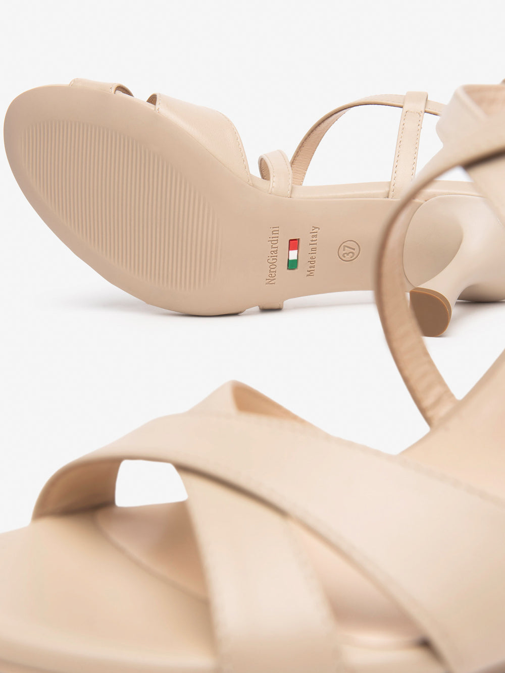 NERO GIARDINI Sandali con tacco Donna - Bianco modello E513200DE