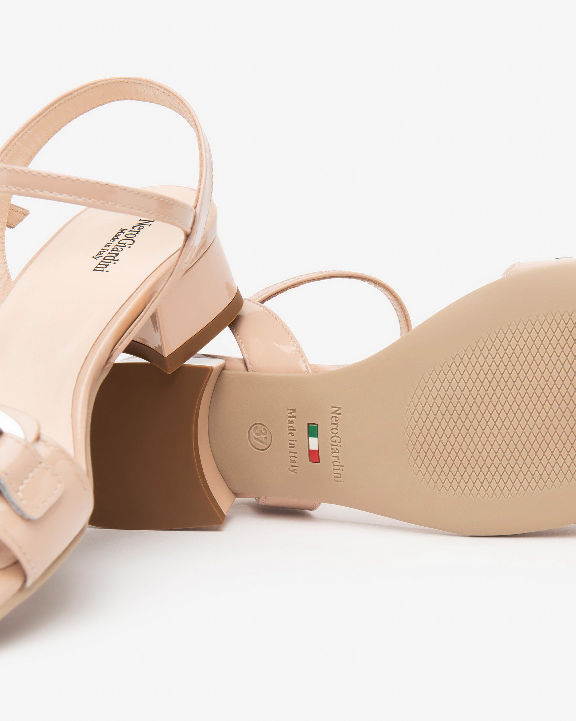 NERO GIARDINI Sandali con tacco Donna - Beige modello E513303D
