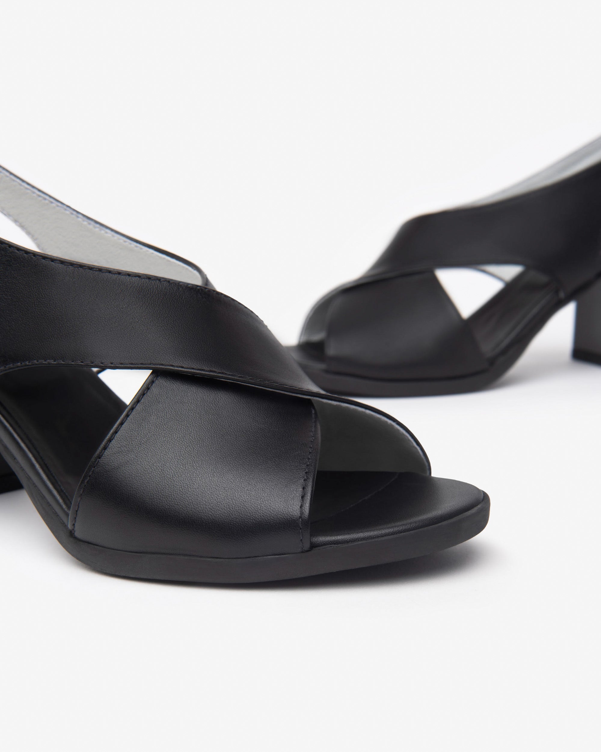 NERO GIARDINI Sandali con tacco Donna - Nero modello E513452D