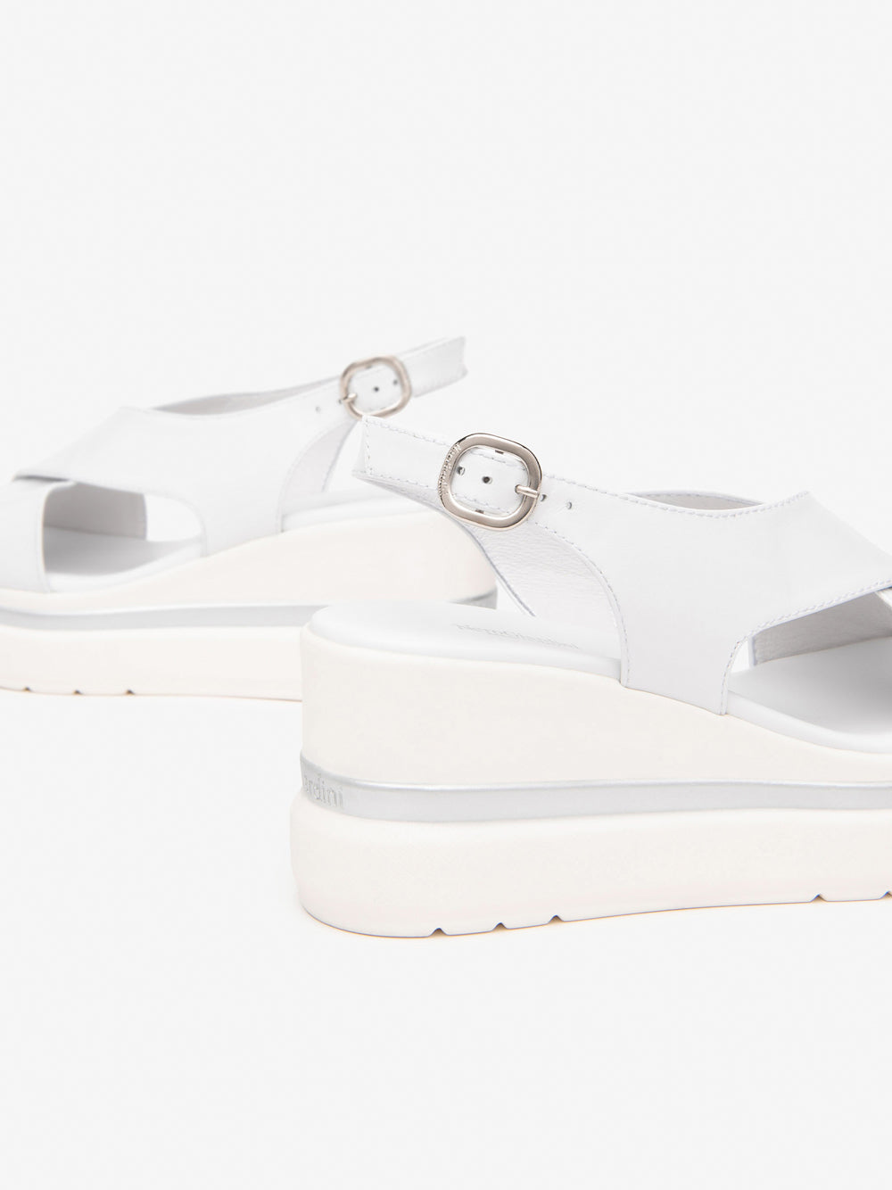 NERO GIARDINI Sandali con zeppa Donna - Bianco modello E513515D