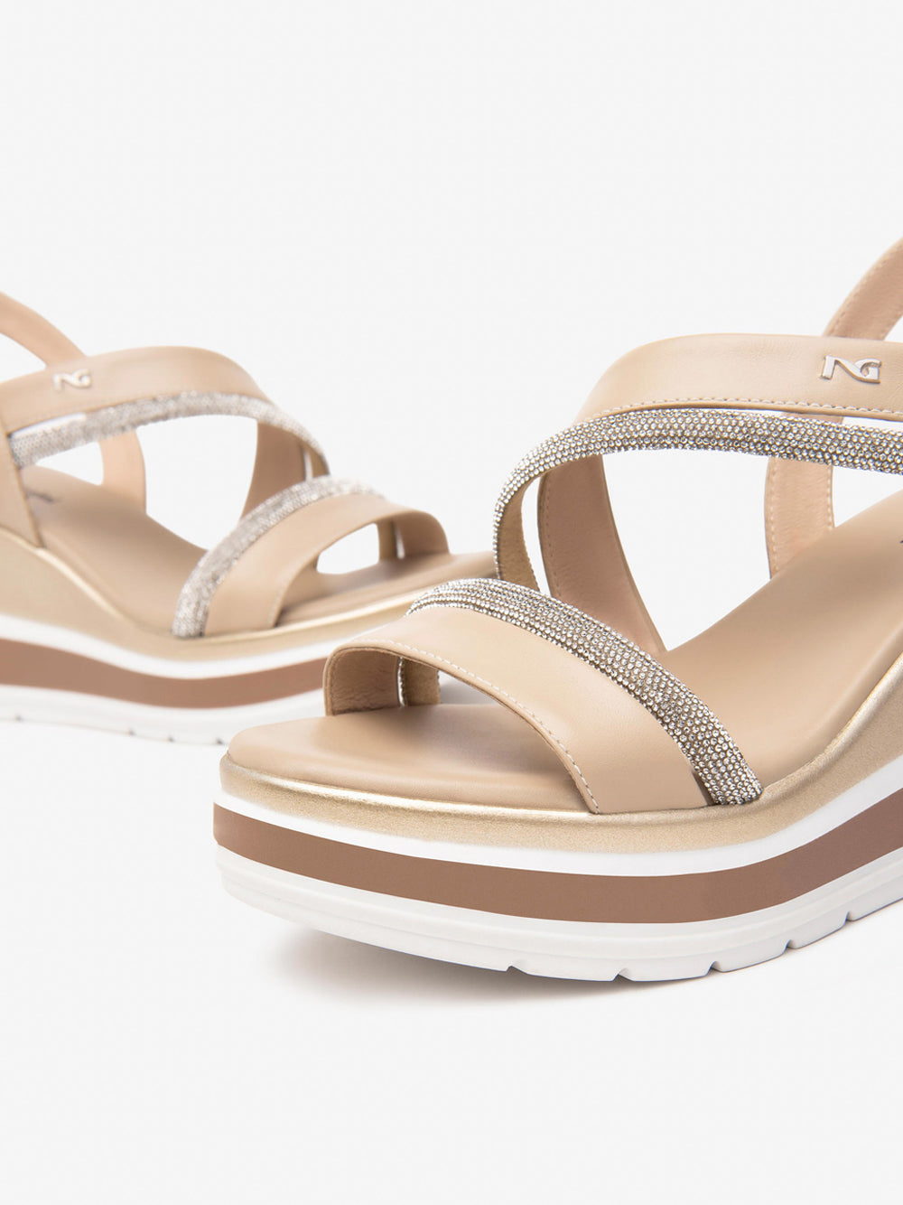 NERO GIARDINI Sandali con zeppa Donna - Bianco modello E513522D