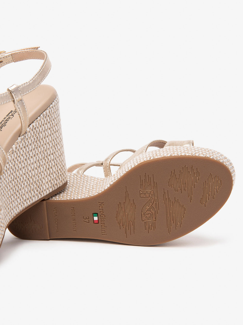 NERO GIARDINI Sandali con zeppa Donna - Beige modello E513571D