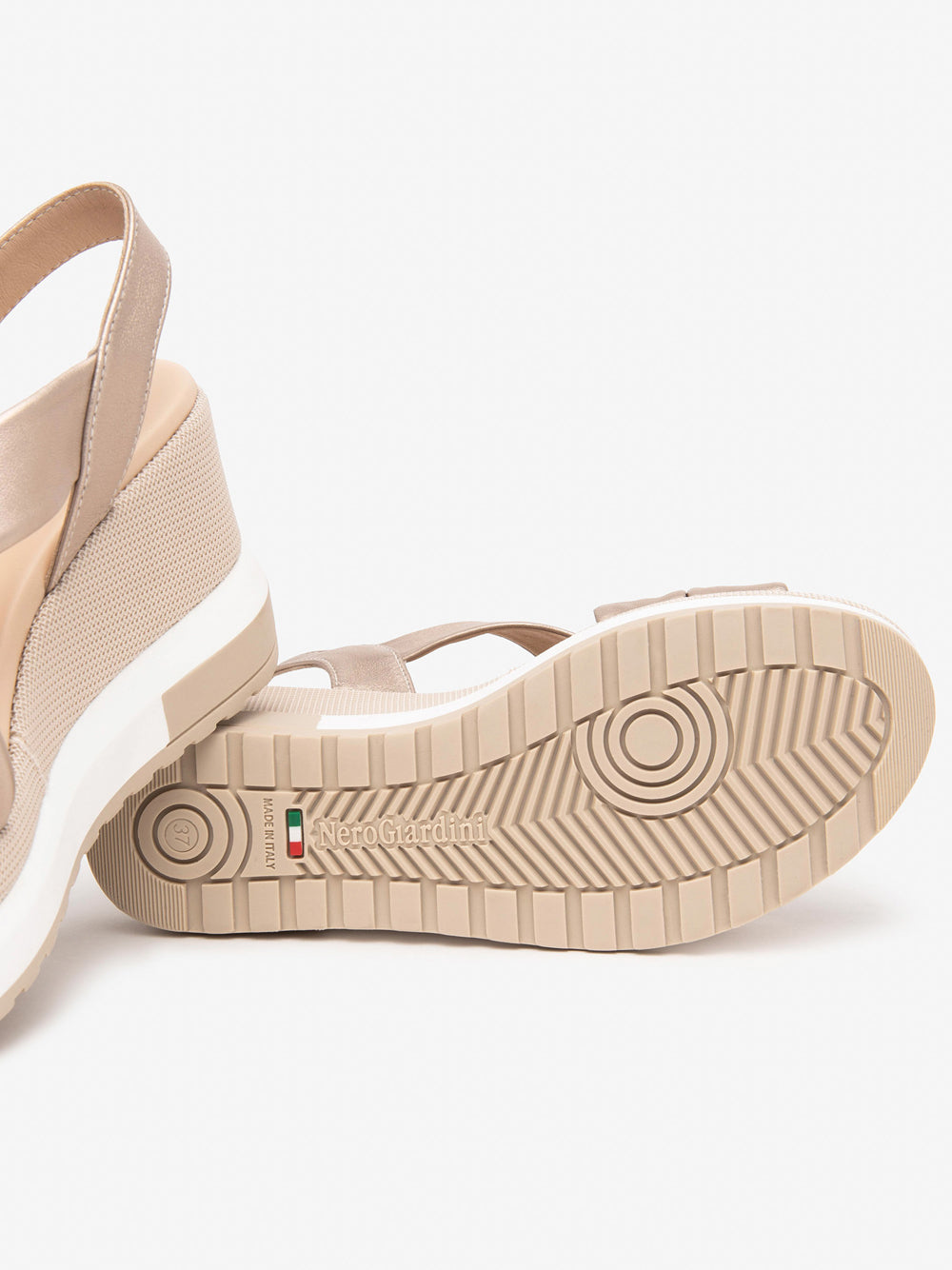 NERO GIARDINI Sandali con zeppa Donna - Beige modello E513605D