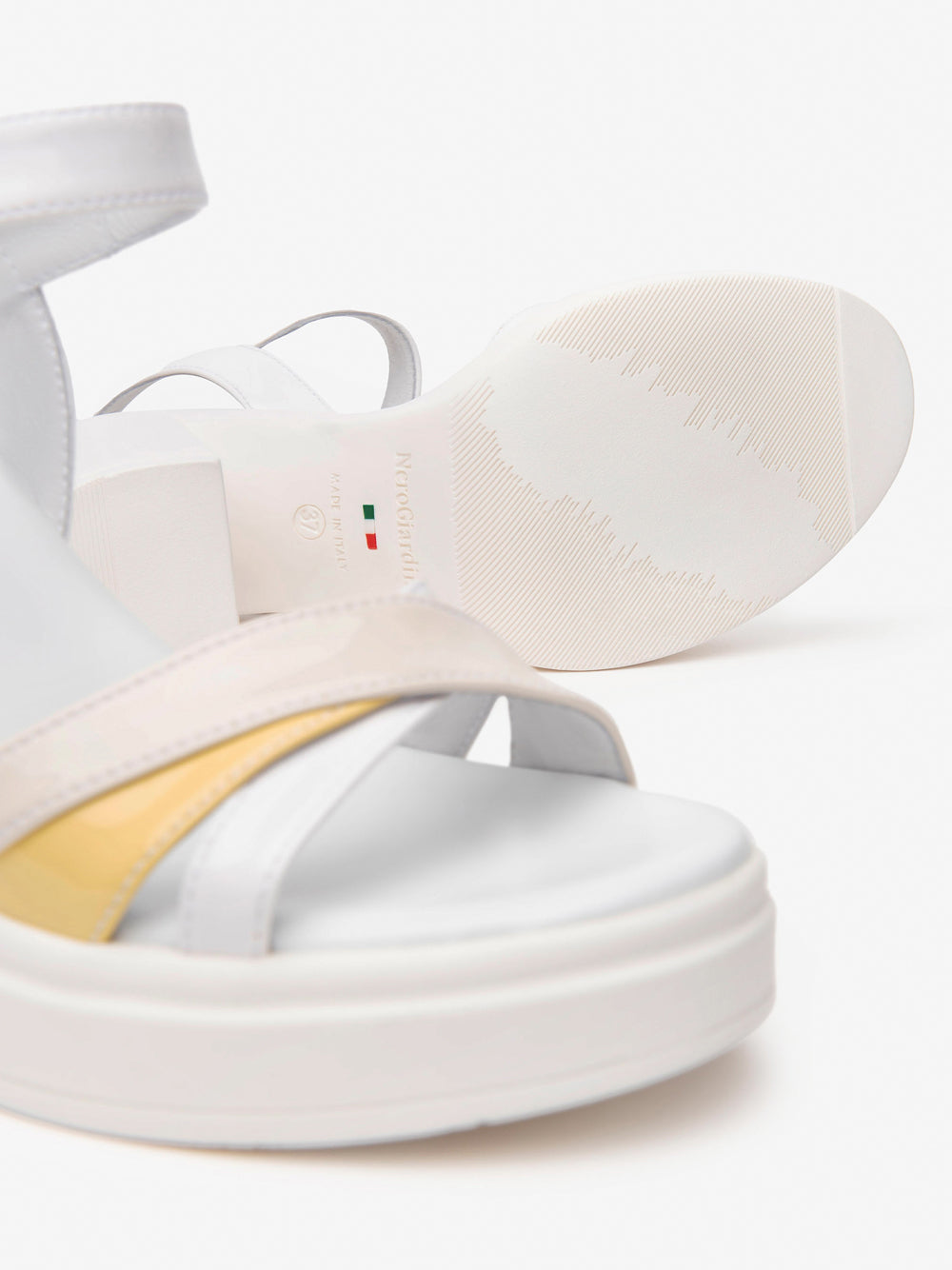 NERO GIARDINI Sandali con plateau Donna - Bianco modello E513662D