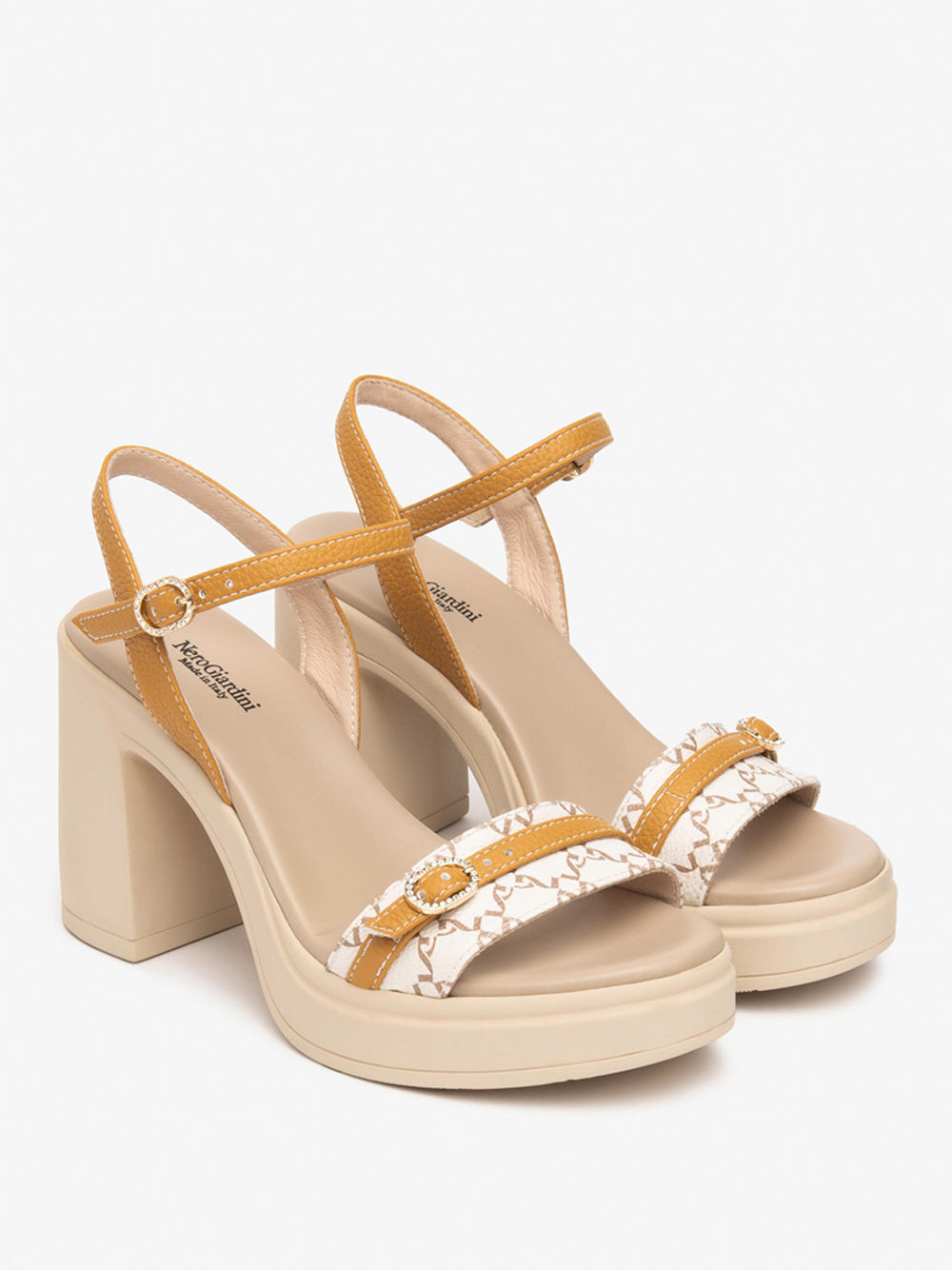 NERO GIARDINI Sandali con plateau Donna - Beige modello E513663D