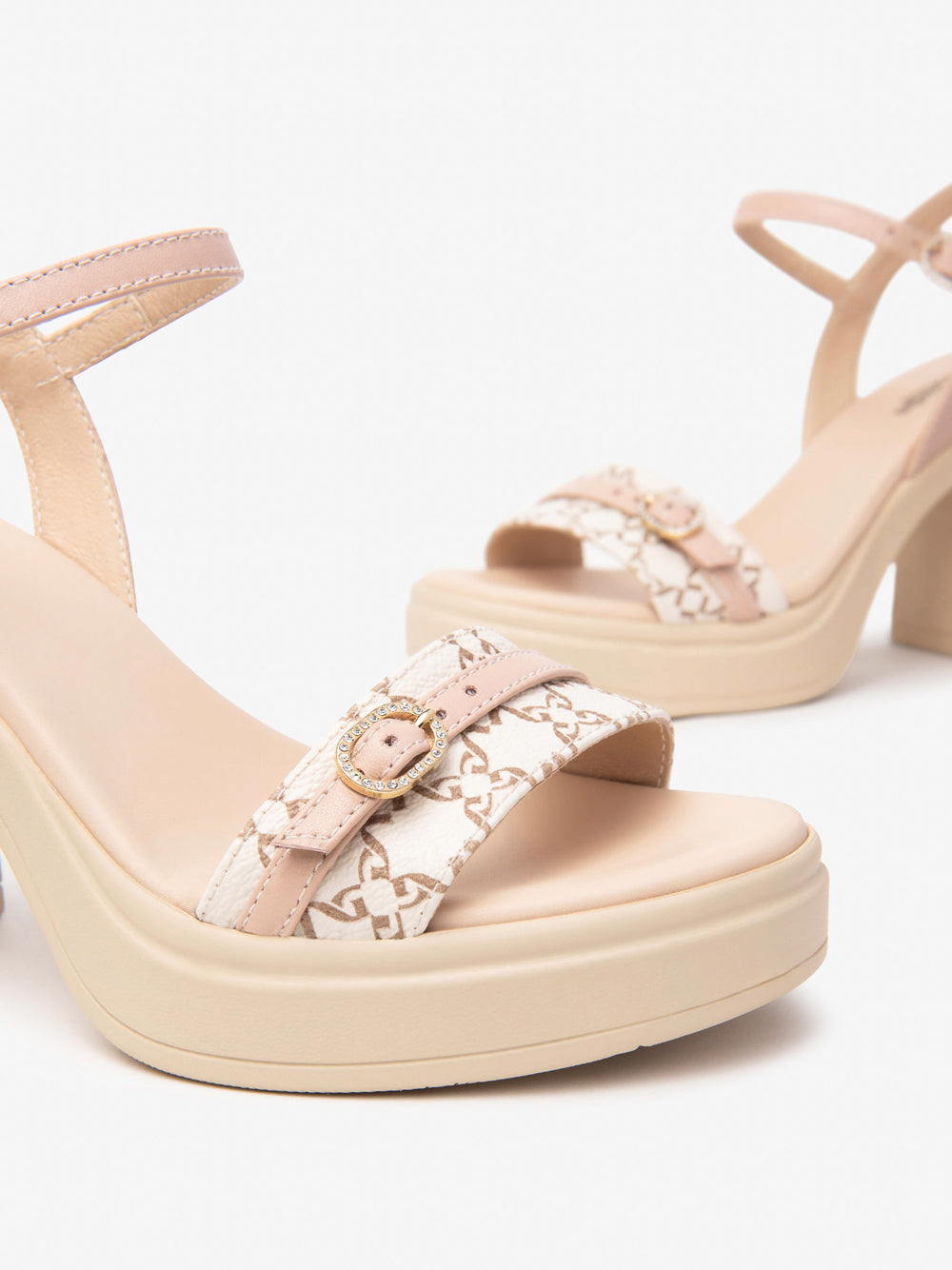 NERO GIARDINI Sandali con plateau Donna - Beige modello E513664D