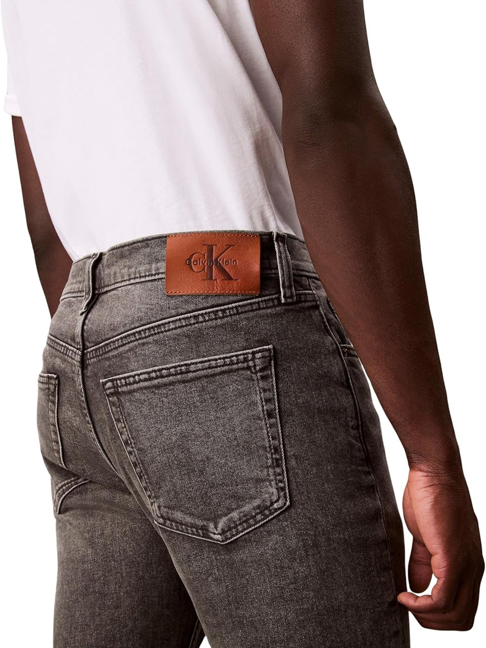 CALVIN KLEIN Pantalone Uomo - Grigio modello LV04RD702G