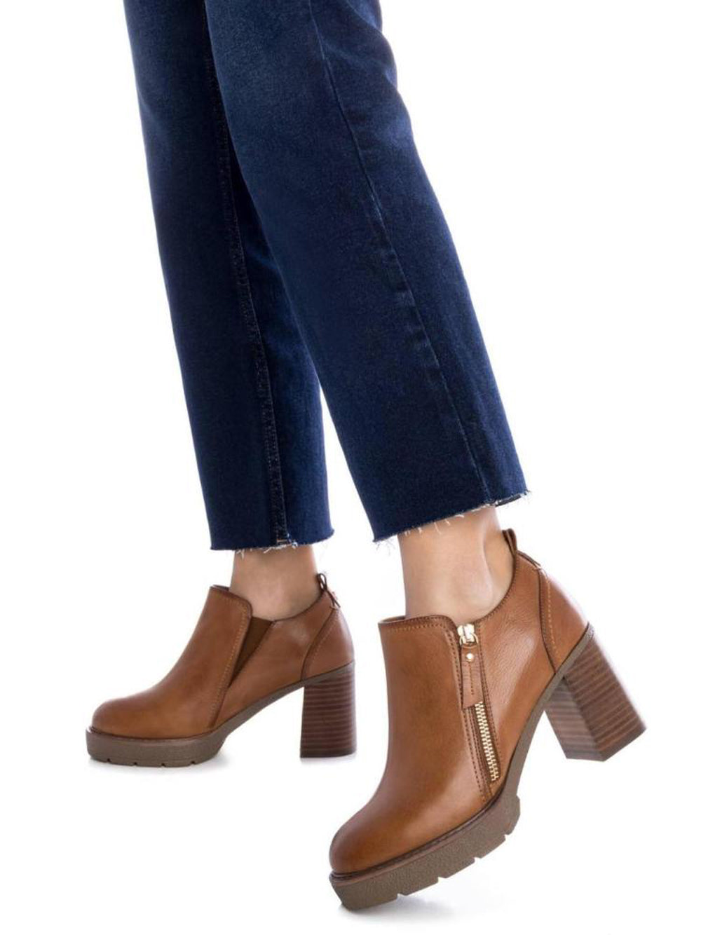 CARMELA Stivaletti con tacco Donna - Camel modello 161861