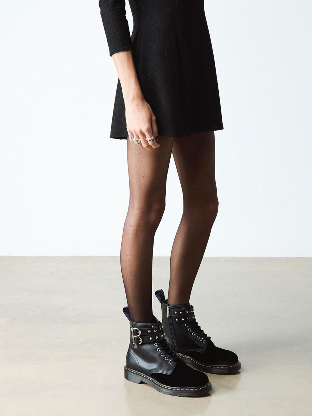 DR. MARTENS Stivaletti anfibio Donna - Nero modello 1460 WDN