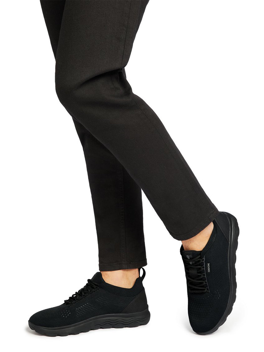 GEOX Sneakers Uomo - Nero modello U15BYA 0006K