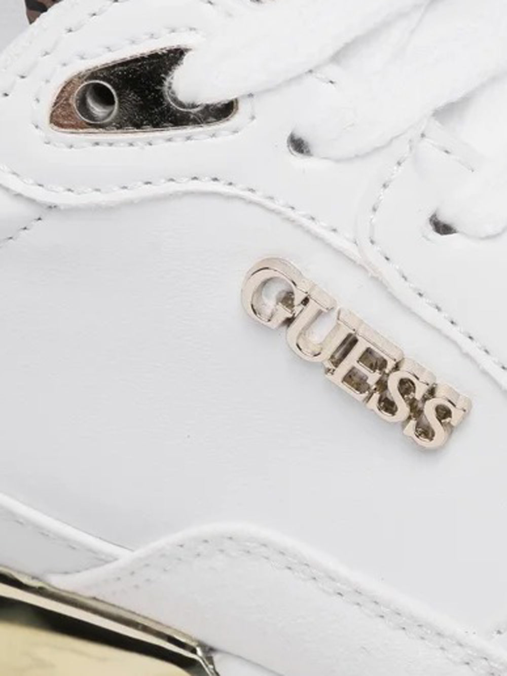 GUESS Sneakers Donna - Bianco modello FL5MOXFAL12