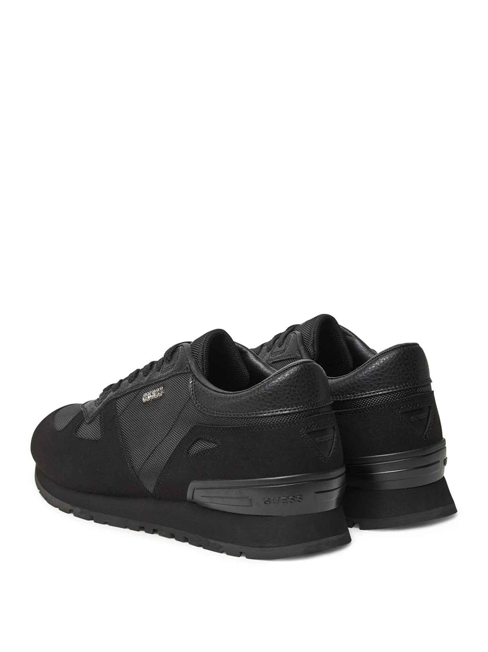 GUESS Sneakers Uomo - Nero modello FMTTREFAB12
