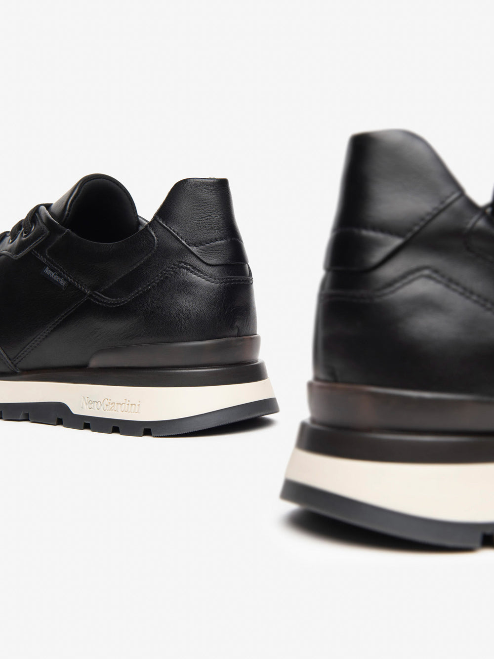 NERO GIARDINI Sneakers plantare estraibile Uomo - Nero modello I400412U