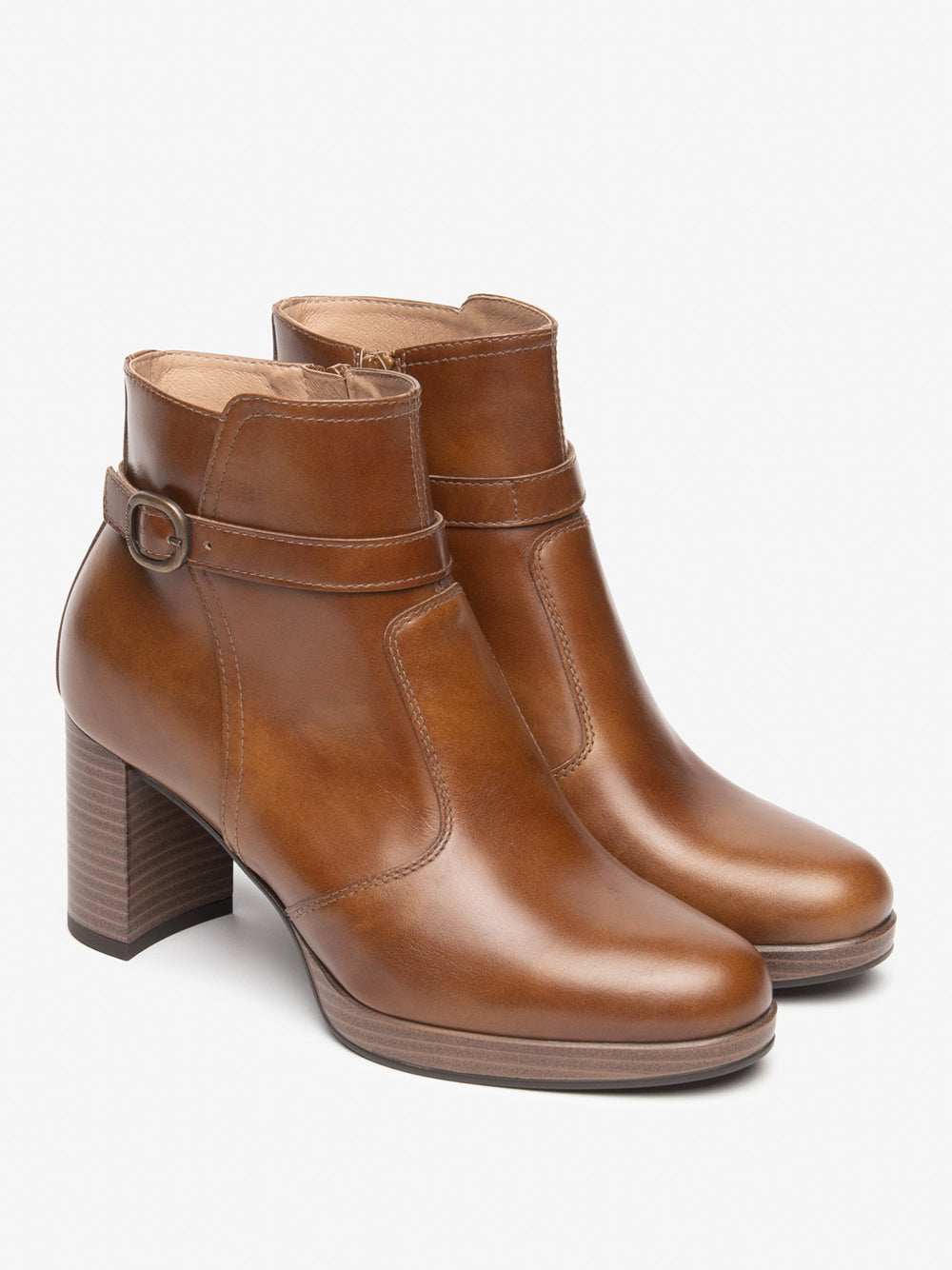 NERO GIARDINI Stivaletti con tacco Donna - Cuoio modello I513821D