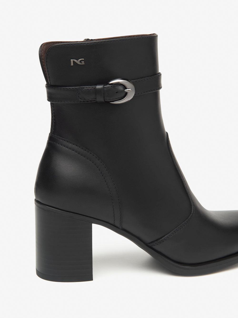 NERO GIARDINI Stivaletti con tacco Donna - Nero modello I513850D