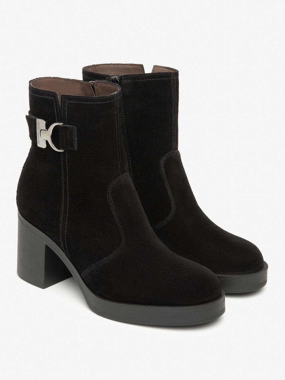 NERO GIARDINI Stivaletti con tacco Donna - Nero modello I513892D