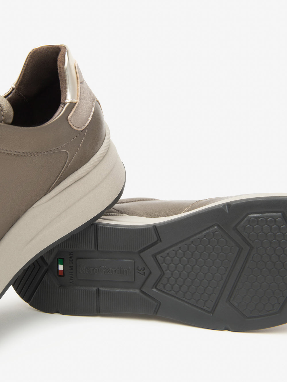 NERO GIARDINI Sneakers con zeppa Donna - Marrone modello I514070D