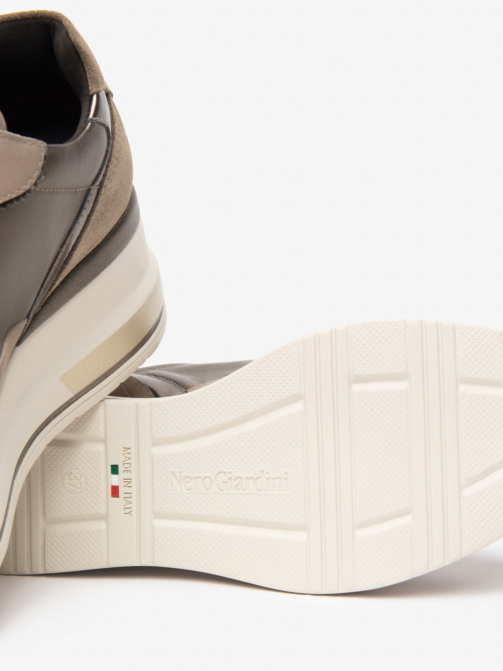 NERO GIARDINI Sneakers con zeppa Donna - Marrone modello I514130D