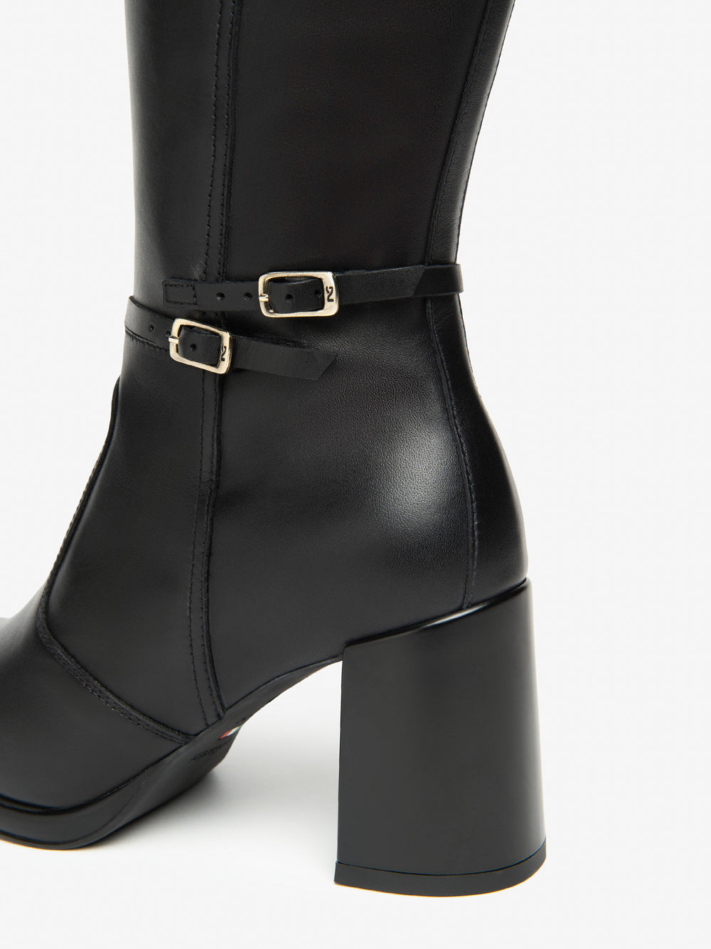 NERO GIARDINI Stivali con tacco Donna - Nero modello I514324D