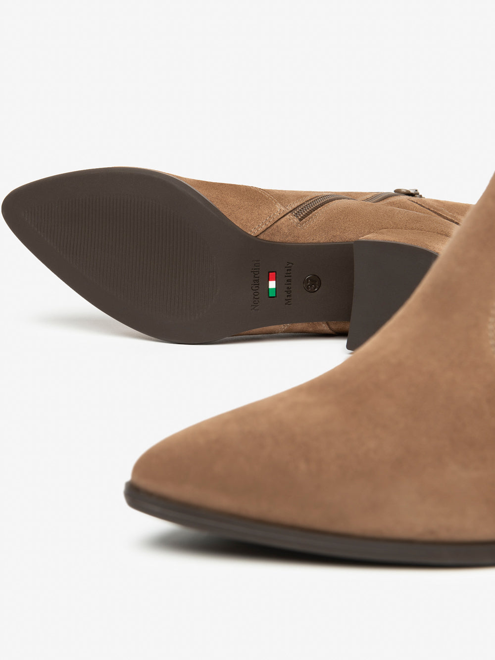 NERO GIARDINI Stivaletti con tacco Donna - Marrone modello I514332D