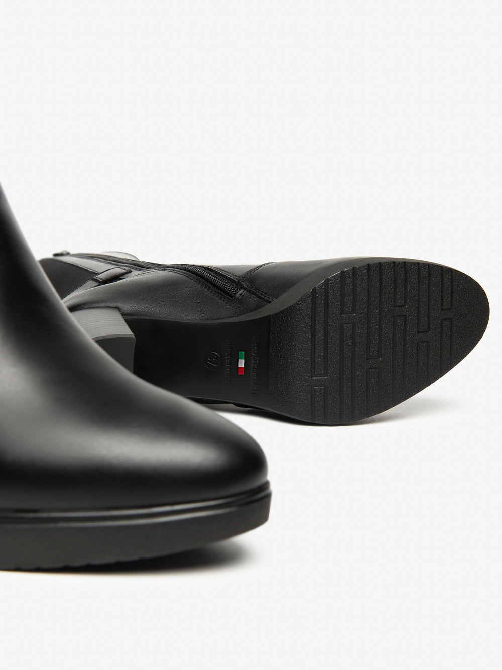 NERO GIARDINI Stivali con tacco Donna - Nero modello I514600D