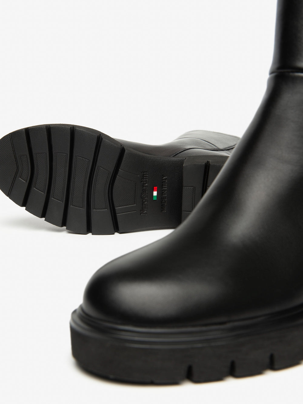 NERO GIARDINI Stivaletti con tacco Donna - Nero modello I514818D