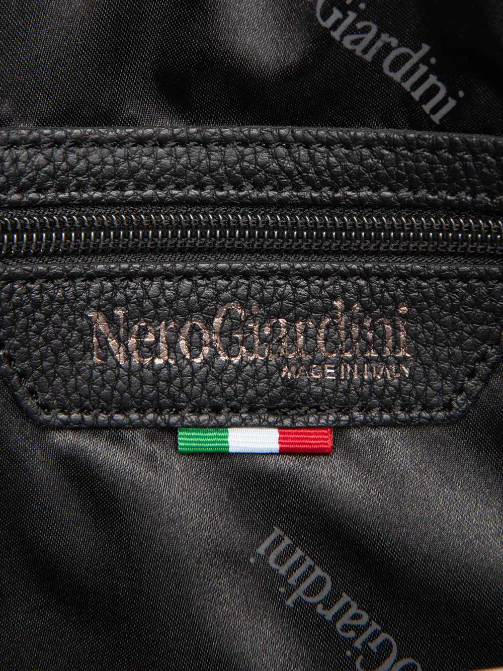 NERO GIARDINI Borsa a Tracolla Uomo - Nero modello I544100U