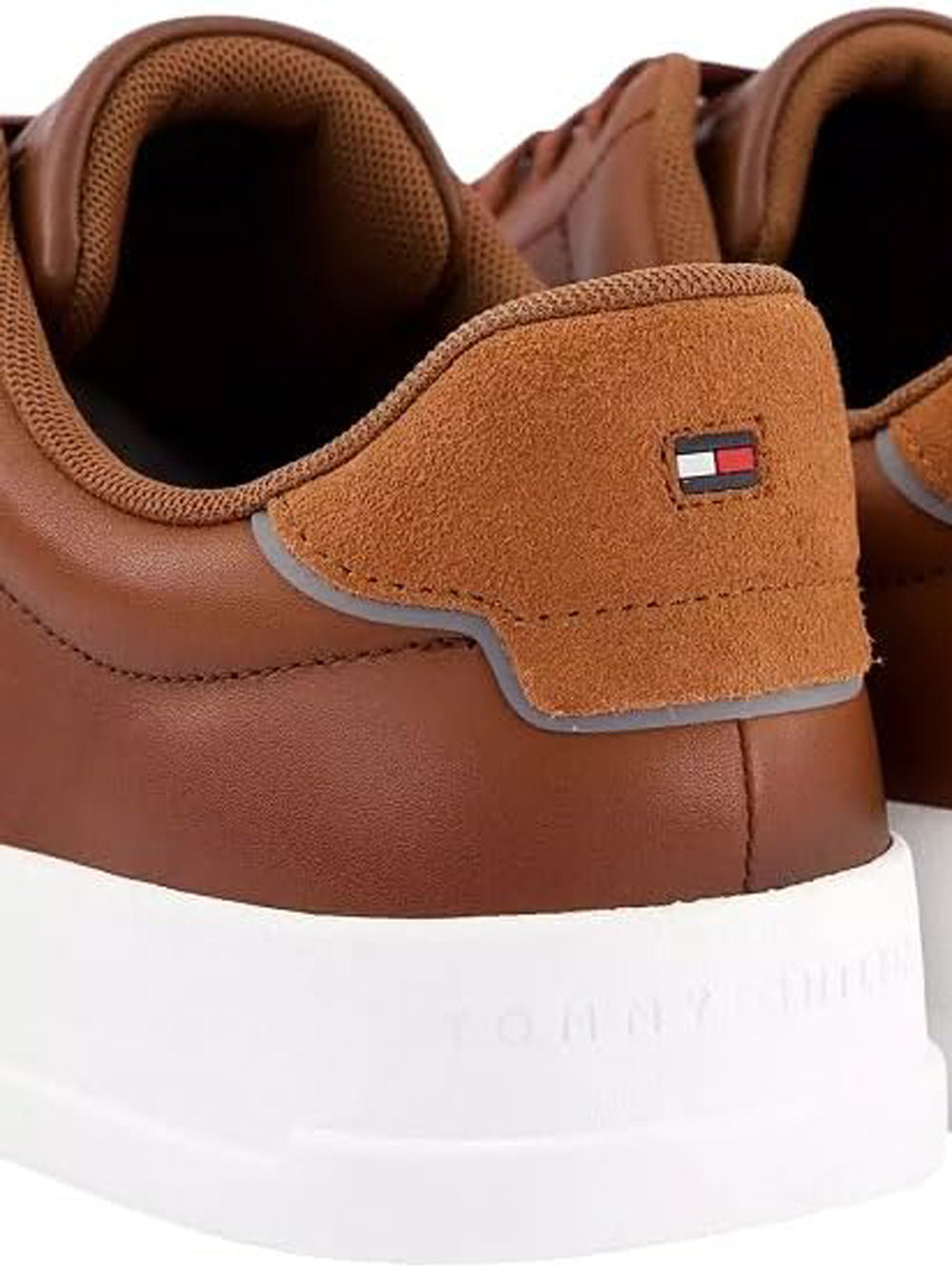 TOMMY HILFIGER Sneakers Uomo - Marrone modello FM0FM05729