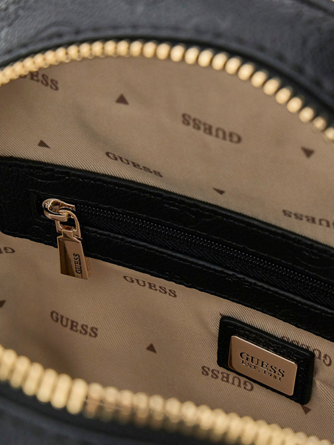 GUESS Borsa a Zainetto Donna - Nero modello HWPD71 18320