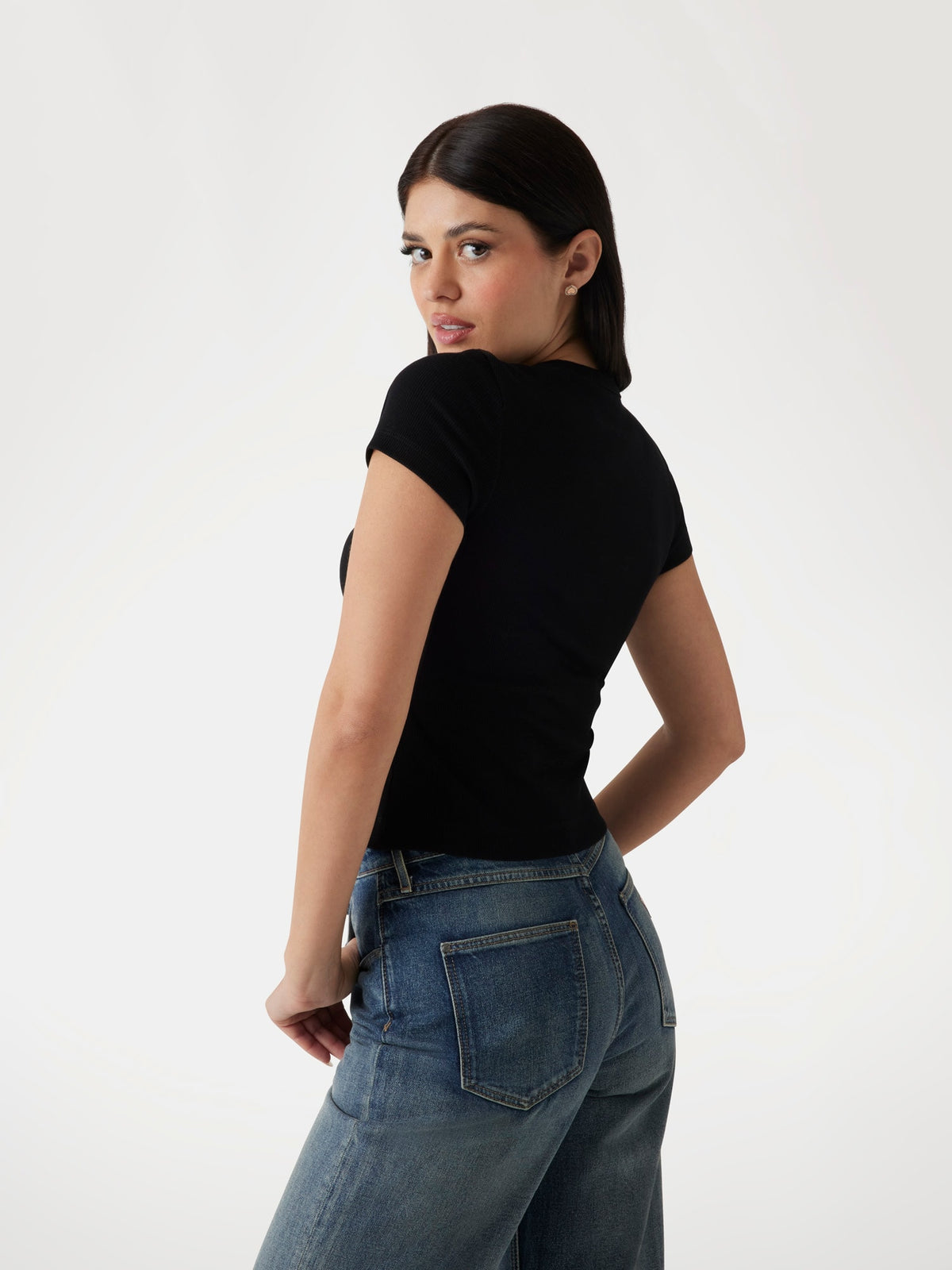 GUESS T-shirt Donna - Nero modello W5RI68 KA0H1