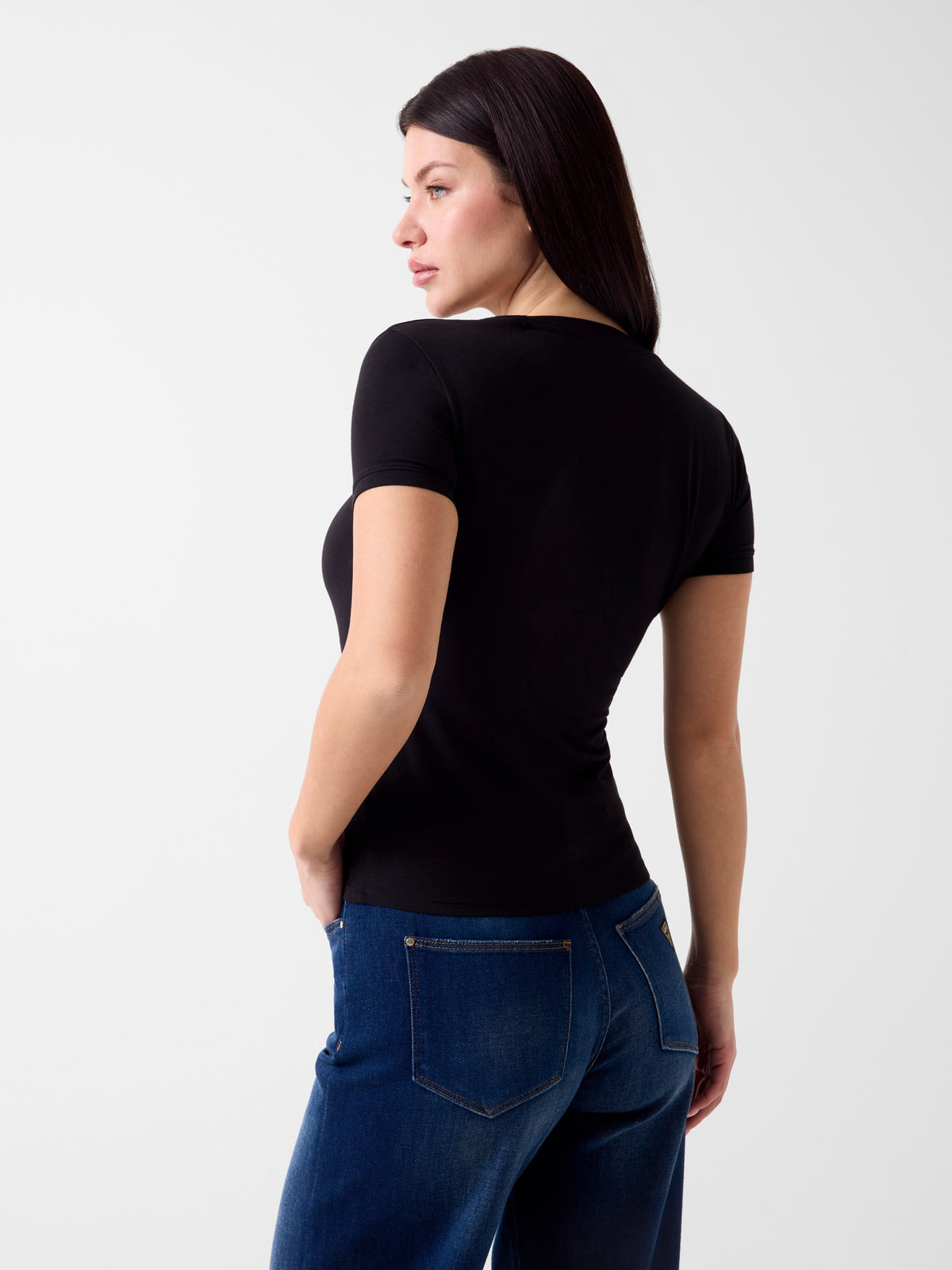 GUESS T-shirt Donna - Nero modello W6YI13 K3853