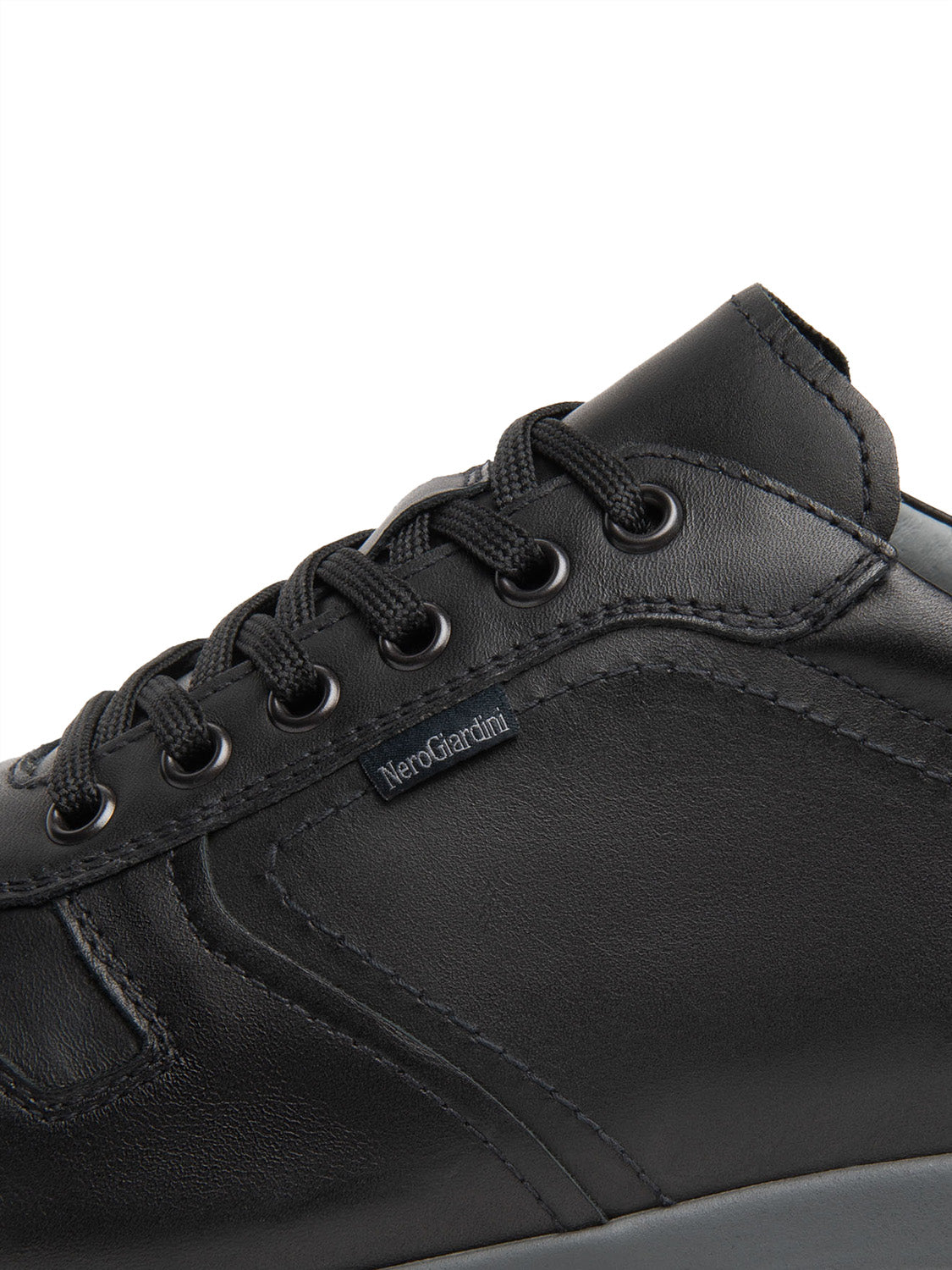 NERO GIARDINI Sneakers Uomo - Nero modello I601300U