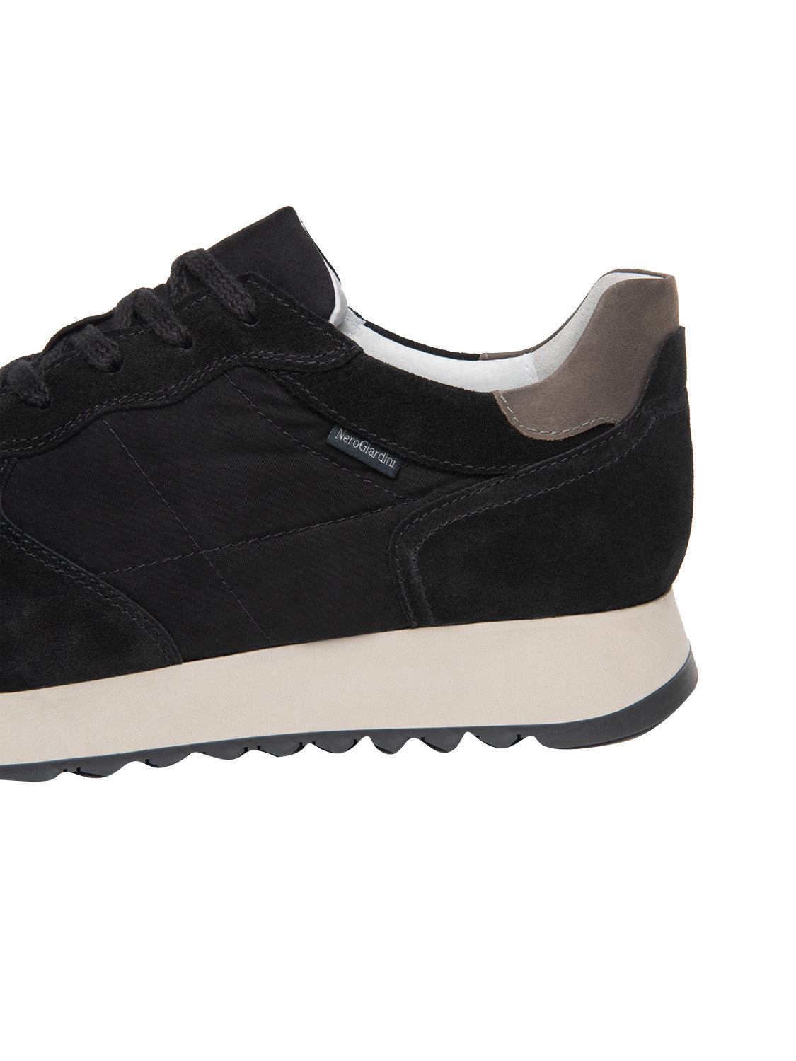 NERO GIARDINI Sneakers Uomo - Nero modello I601325U