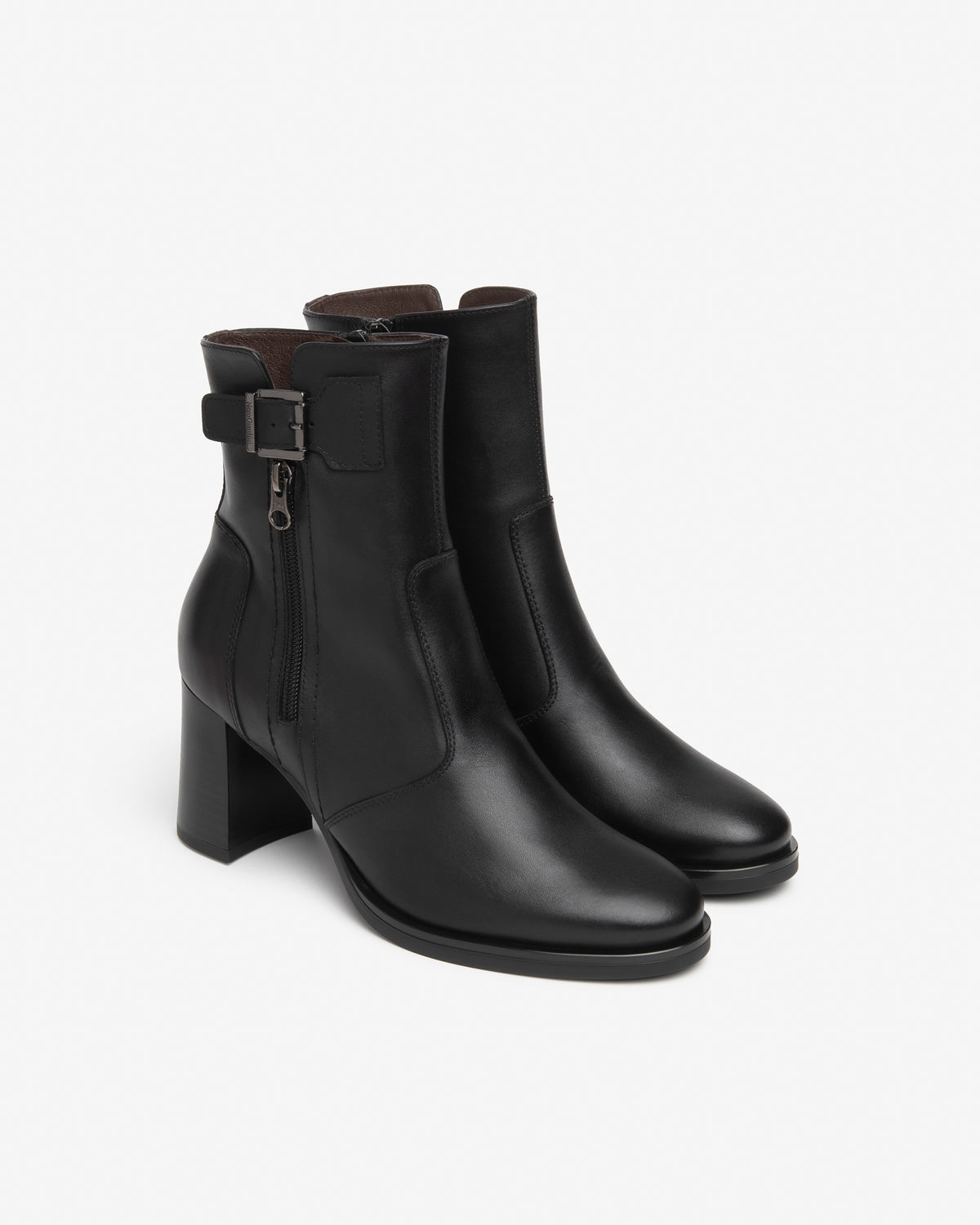 NERO GIARDINI Stivaletti con tacco Donna - Nero modello I617230D