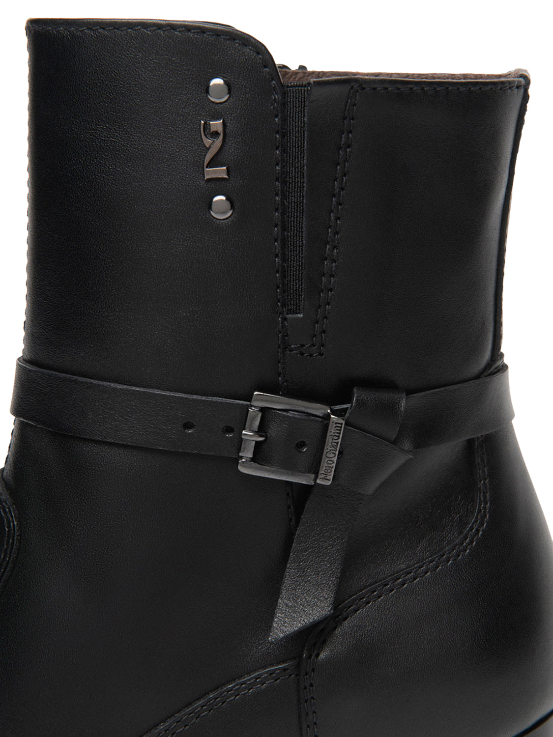 NERO GIARDINI Stivaletti con tacco Donna - Nero modello I617240D