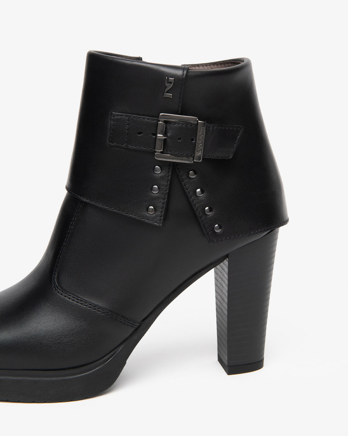 NERO GIARDINI Stivaletti con tacco Donna - Nero modello I617273D