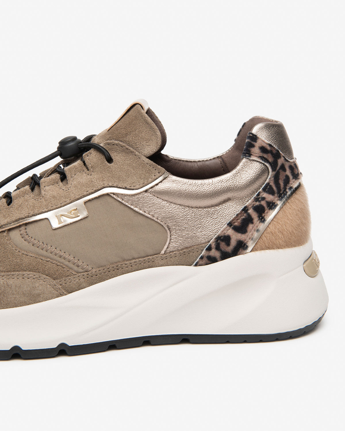 NERO GIARDINI Sneakers Donna - Marrone modello I617387D